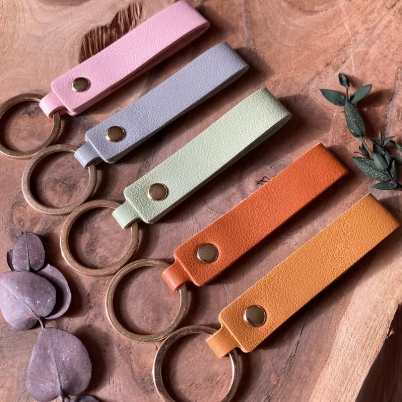 Chaveiro de couro pu com logotipo personalizado gratuito, presente de negócios, chaveiro de couro para homens e mulheres, alça de chave de carro, carteira de cintura, chaveiro para fazer diy