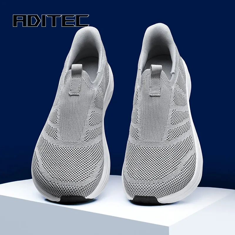

Men's wide shoes,, provide a comfortable experience for daily indoor use and outdoor outings.Easy to put on and take off