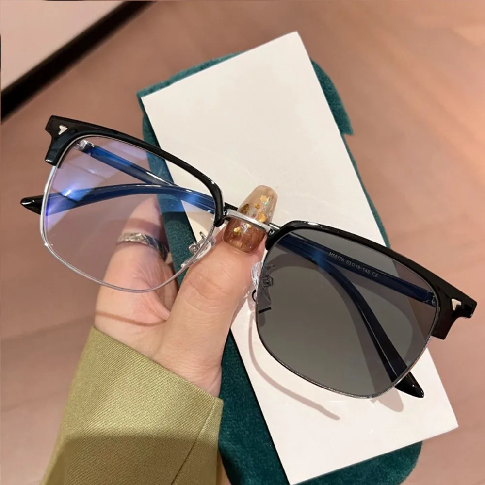 

Vintage PC Metal Photochromic Glasses Oval Half Frame Reading Glasses Black Grey Silver UV Shades Sunglasses Men and Women