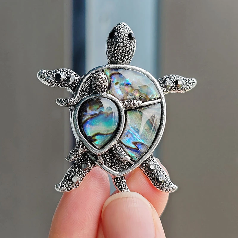Vintage Rhinestone Cute Cartoon Turtle Animal Brooches For Women Men Coat Clothing Accessories Brooch Pins Party Jewelry Gifts