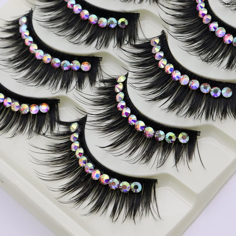 Diamante False Eyelashes with Soft Skin-Friendly Chemical Fiber Material for Beauty Blogger Makeup Lover Use