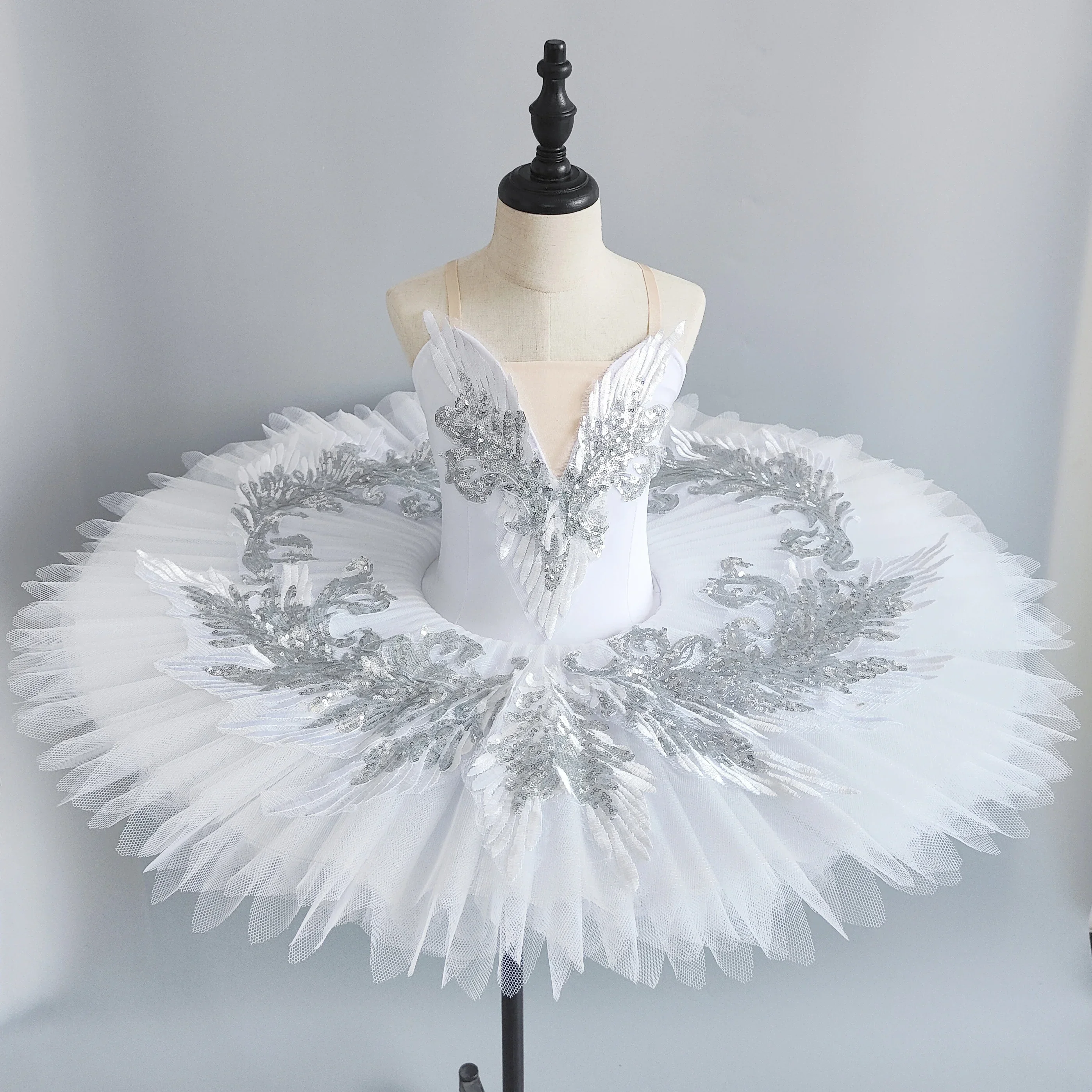 

Ballet Tutu Girls White Stiff Tull Classic Pancake Tutu Nutcracker Snow Queen Professional Stage Ballet Costume