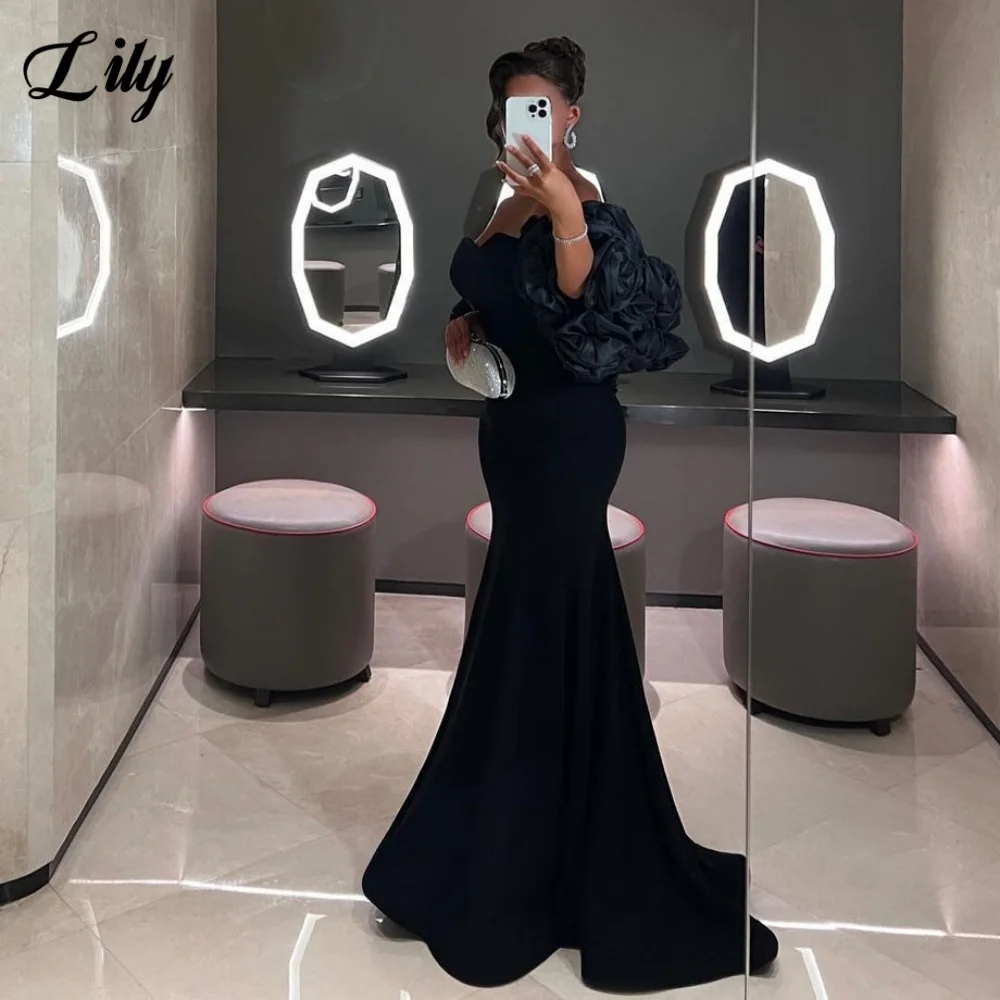 زنبق أسود بسيط ثوب مسائي على شكل قلب البوق فساتين لحضور الحفلات الموسيقية فساتين سهرة الزفاف مع طيات رداء السهرة حسب الطلب