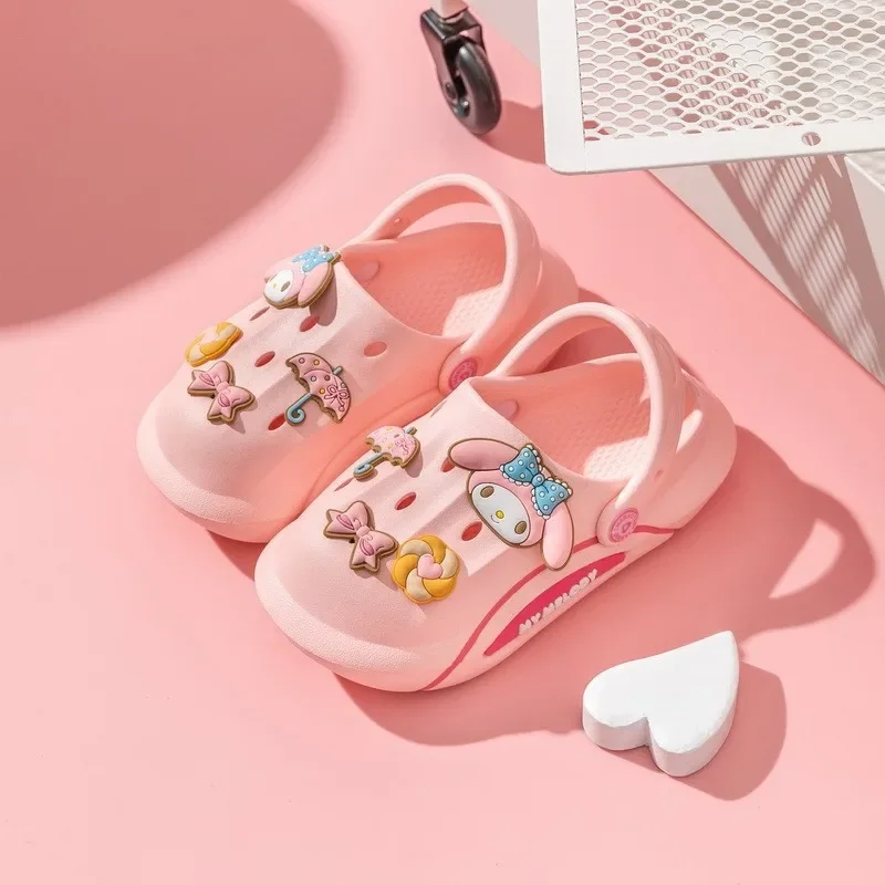 Sanurgente-Pantoufles Hello Kitty pour enfants, chaussures de plage anti-ald pour filles, pantoufles de jardin pour enfants, chaussures de maison astronomiques douces, mode