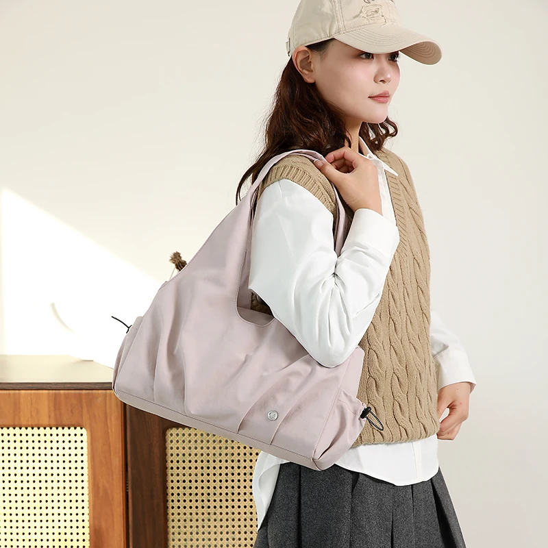 

New Large Capacity Nylon Solid Color Zipper Sweet Shoulder Bags 2026 High Quality Classic Commute Sewing Thread Women's Handbag