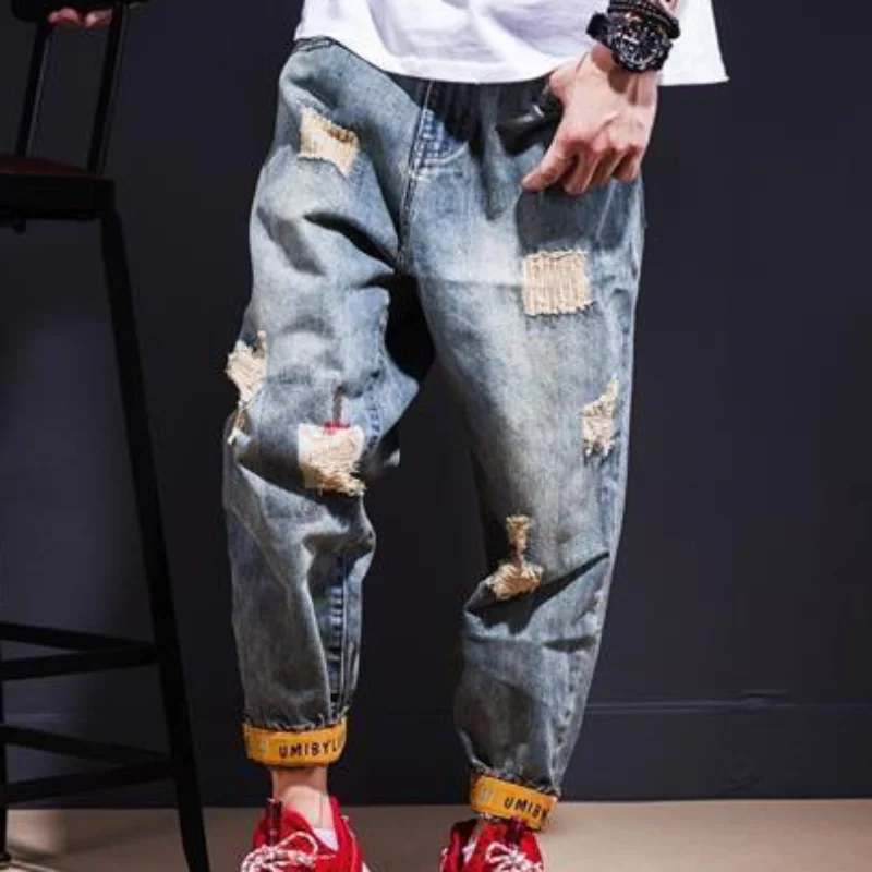 With Print Tapered Men\'s Jeans Broken Ripped Retro Korean Fashion Man Cowboy Pants Graphic Torn Slim Fit Boot Cut Holes Trousers