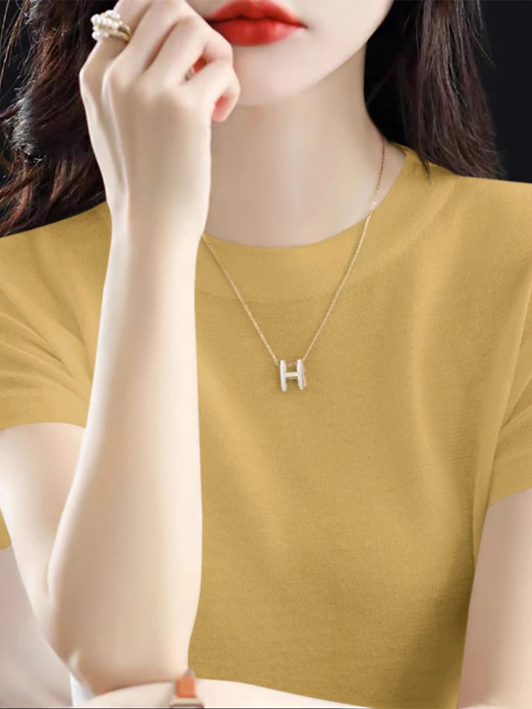 화이트 루즈 슬림 또는 얇은 니트 여름 신상 얇은 라운드 넥 티셔츠 여성 캐주얼 편안한 통기성