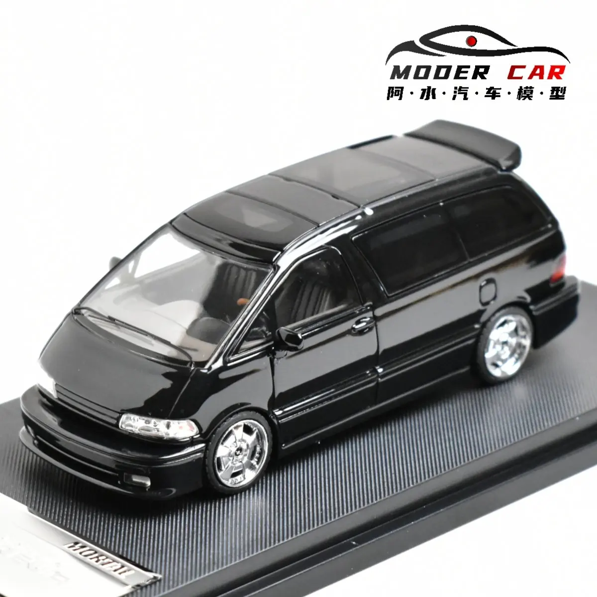 

Коллекционная модель автомобиля MORTAL 1:64 PREVIA из литого металла