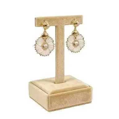 WT-E590 WKT Natural Shell Earrings Flower Shape And Pearl Beads 18K Gold Electroplated Women Fashion Fine Jewelry
