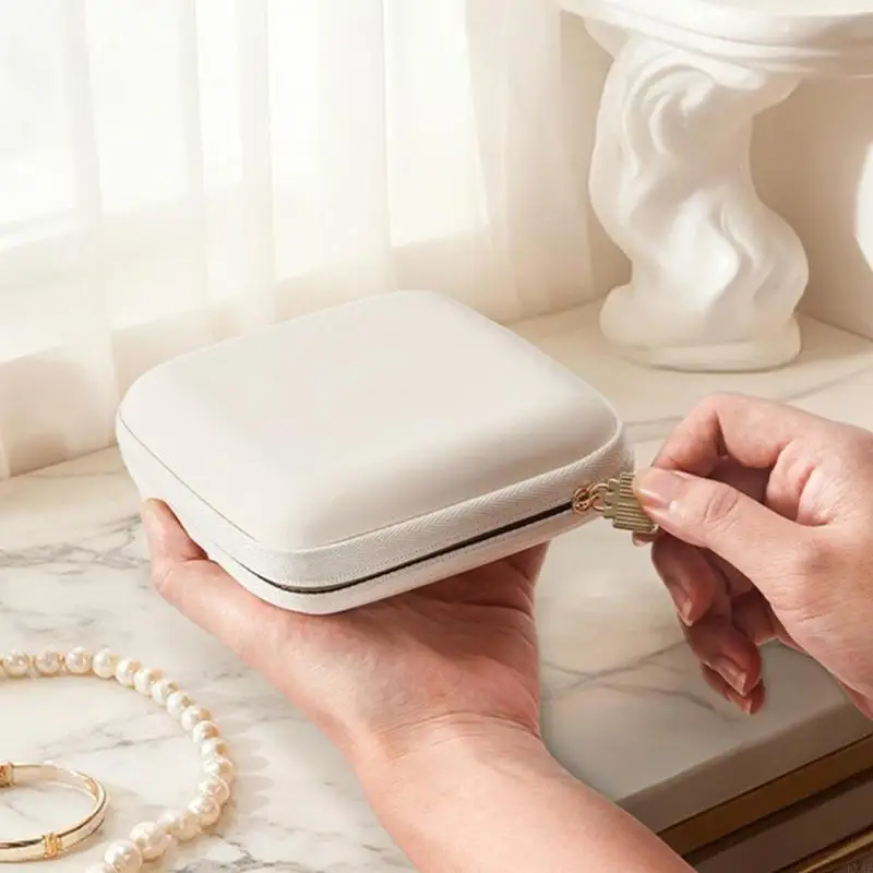 

Leather Jewelry Case Multifunctional Jewelry Box with Square Leather Texture Suitable for Travel Home Displaying