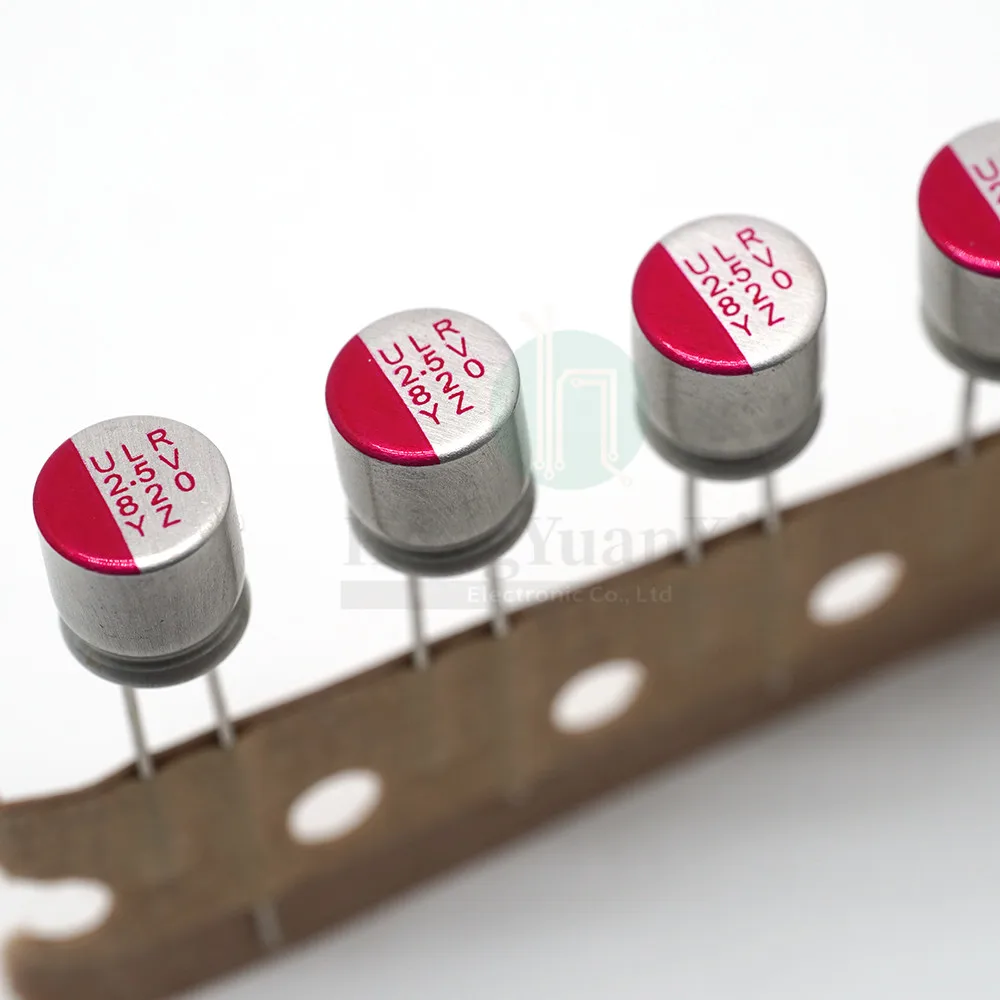 20 adet/katı kapasitör 2.5v2.5 UF 820 V UF hacim 8X8 in-line katı hal elektroliz yeni nokta