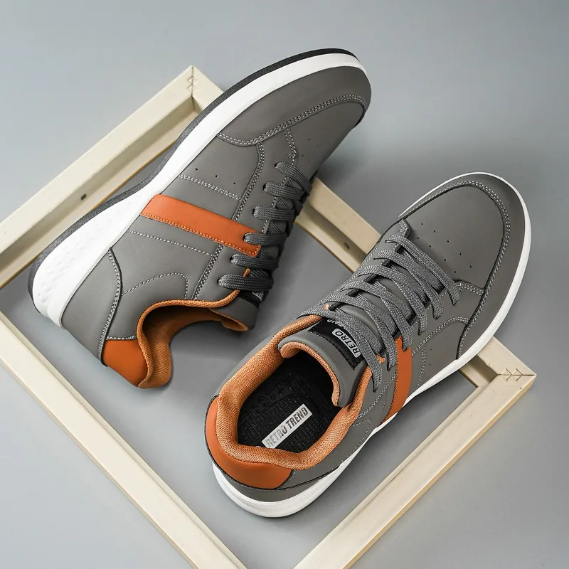 

New Minimalist Low Cut Casual Shoes High-end Retro Lightweight Sports Shoes Korean Version Summer Soft Anti Slip Running Shoes