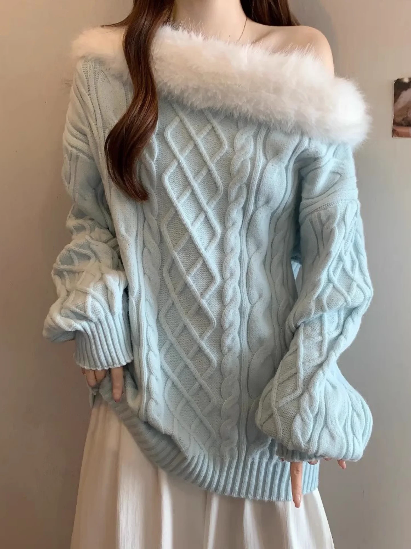 

Светло-голубой вязаный свитер с открытыми плечами и длинными рукавами, женский, осенне-зимний, больших размеров, удобный, свободного кроя, повседневный топ