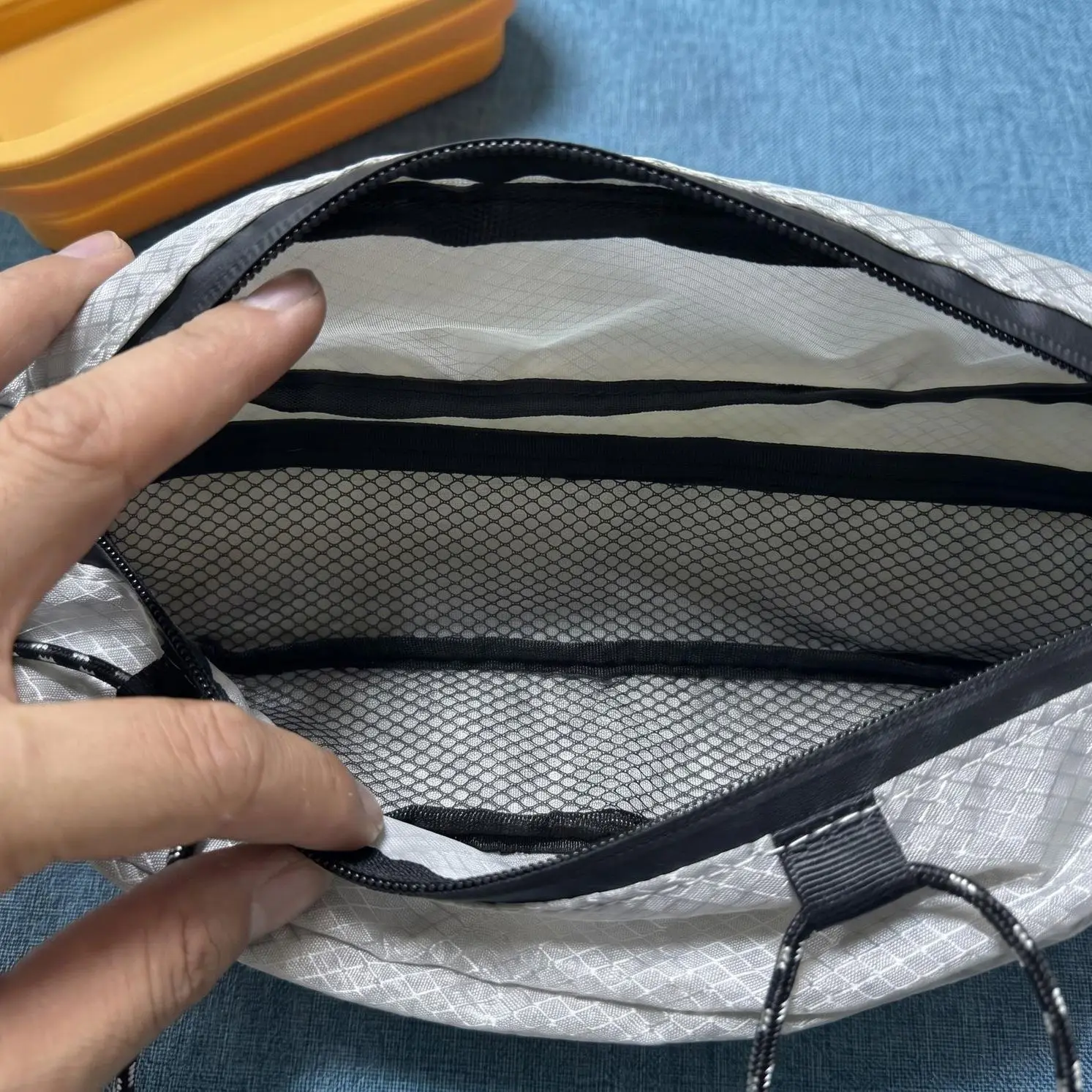 Ultra-Lightweight Reflective Outdoor Waterproof Waist Bag Strap Men's Sports Fitness Bag Nylon Material Skin-Friendly Wear-Re...