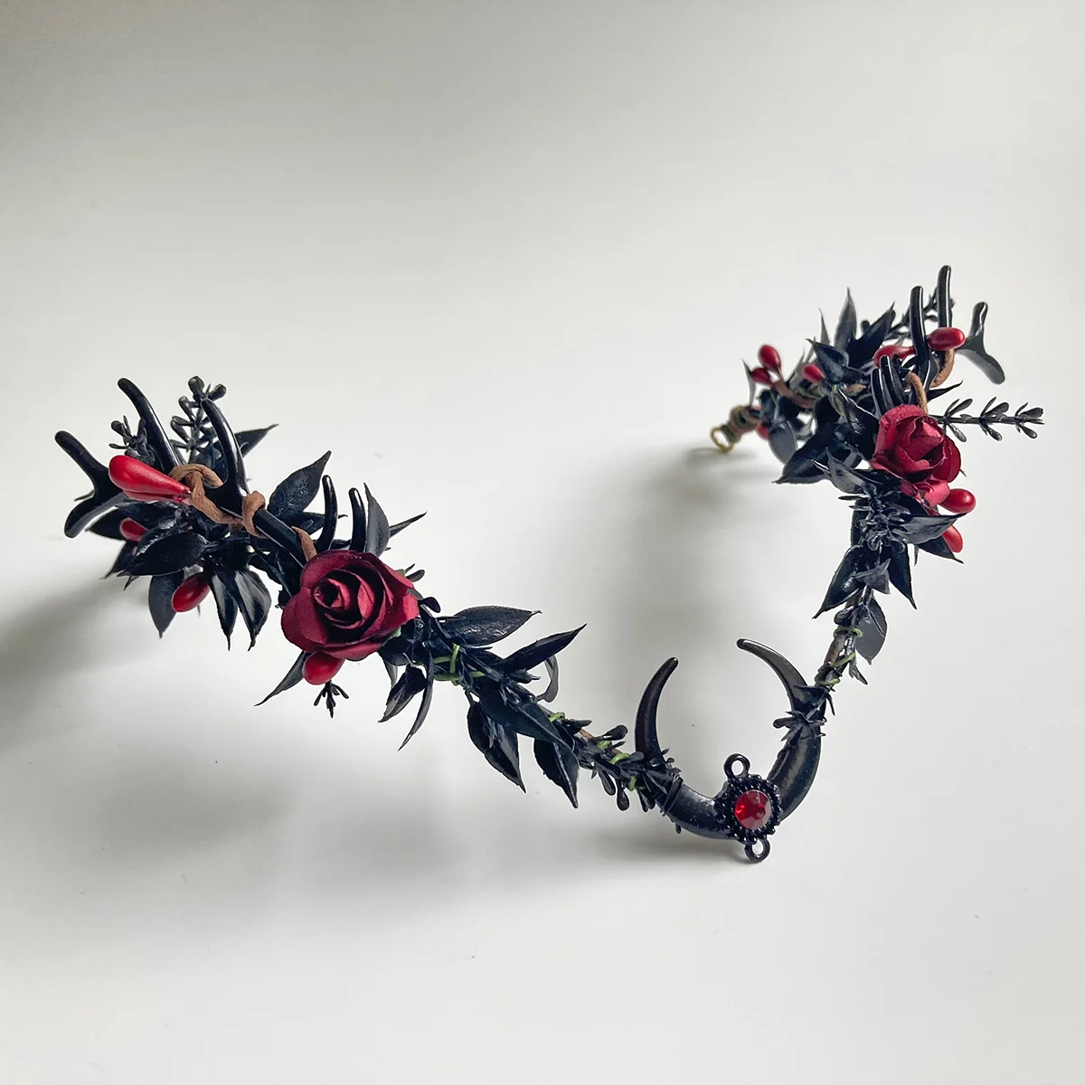 NATSORA Moon Woodland Stirnband Tiara mit Zweigen, Feenkrone, Elfenkrone für Braut, Hochzeit, Feen-Schmetterlingskostüm – Detail 3