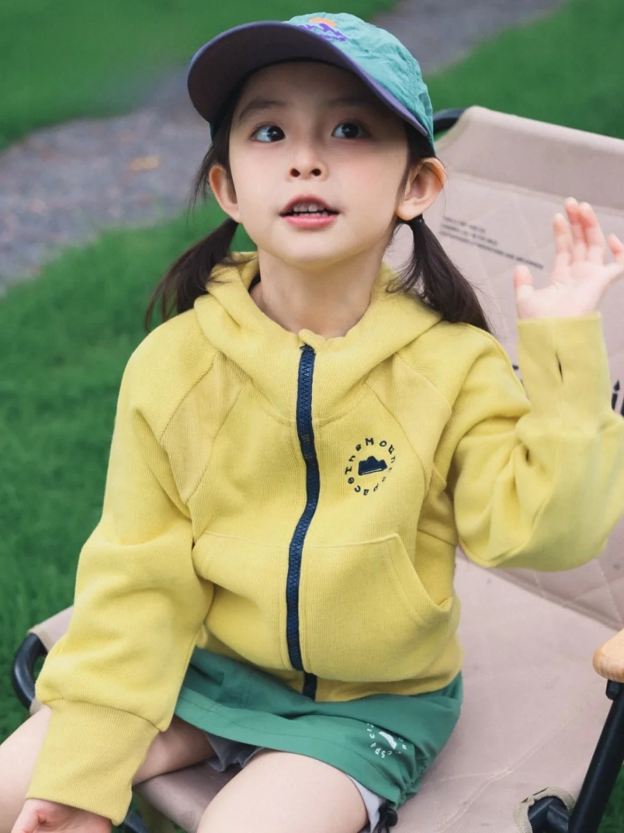 Outdoor Hoodie Jacket for Girls Spring Autumn Zipper Cardigan Camping Style Cotton Polyester Blend Standard Fit Child's Coat
