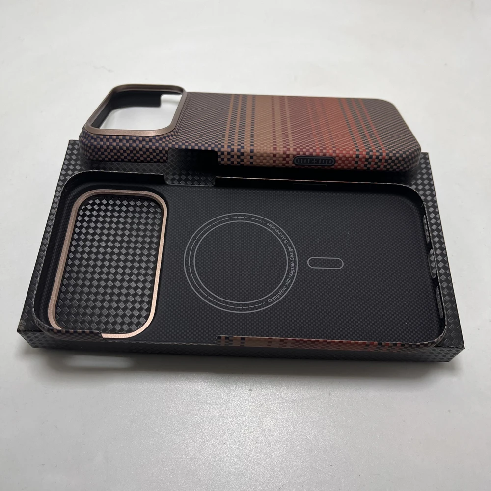 For IPhone 18 Pro Max Case Carbon Aramid Fiber for Magsafe Magnetic ,Camera Control Button for IPhone 18 Pro Aramid Shell