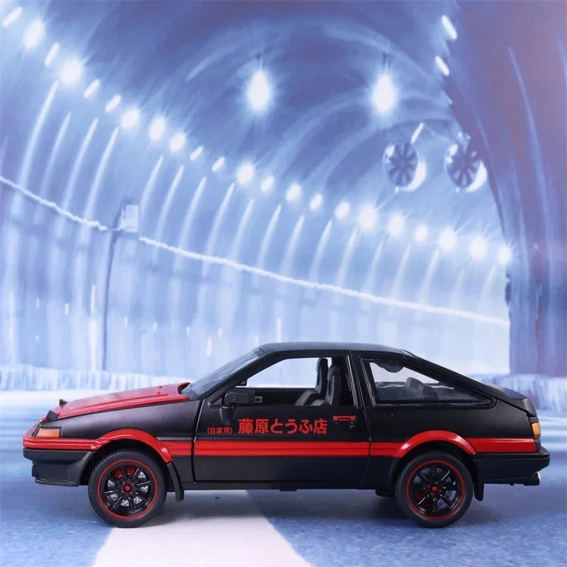 1:24 Toyota AE86 Alloy Car Model Initial D Dekoracja Symulacja Zabawki Dla Dzieci Prezent Duży Rozmiar Ze Światłem Pociągnij Powrót A458