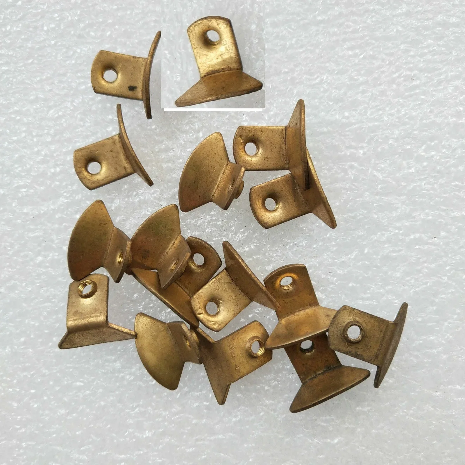 

Retaining Column for Saxophone, Negative Fixed, Guard, Guard, 40Pcs
