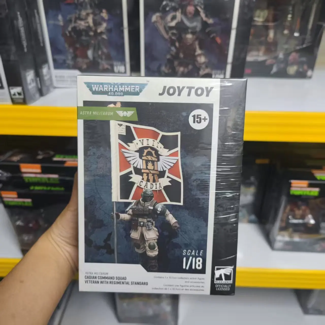 【JOYTOY】วอร์แฮมเมอร์ 40K แอสตร้า มิลิตารัม คาเดียน คอมมานด์ สควอด เวเนเจอร์ พร้อมรีจิสตัล สแตนดาร์ด ฟิกเกอร์แอคชั่น ขนาด 1/18