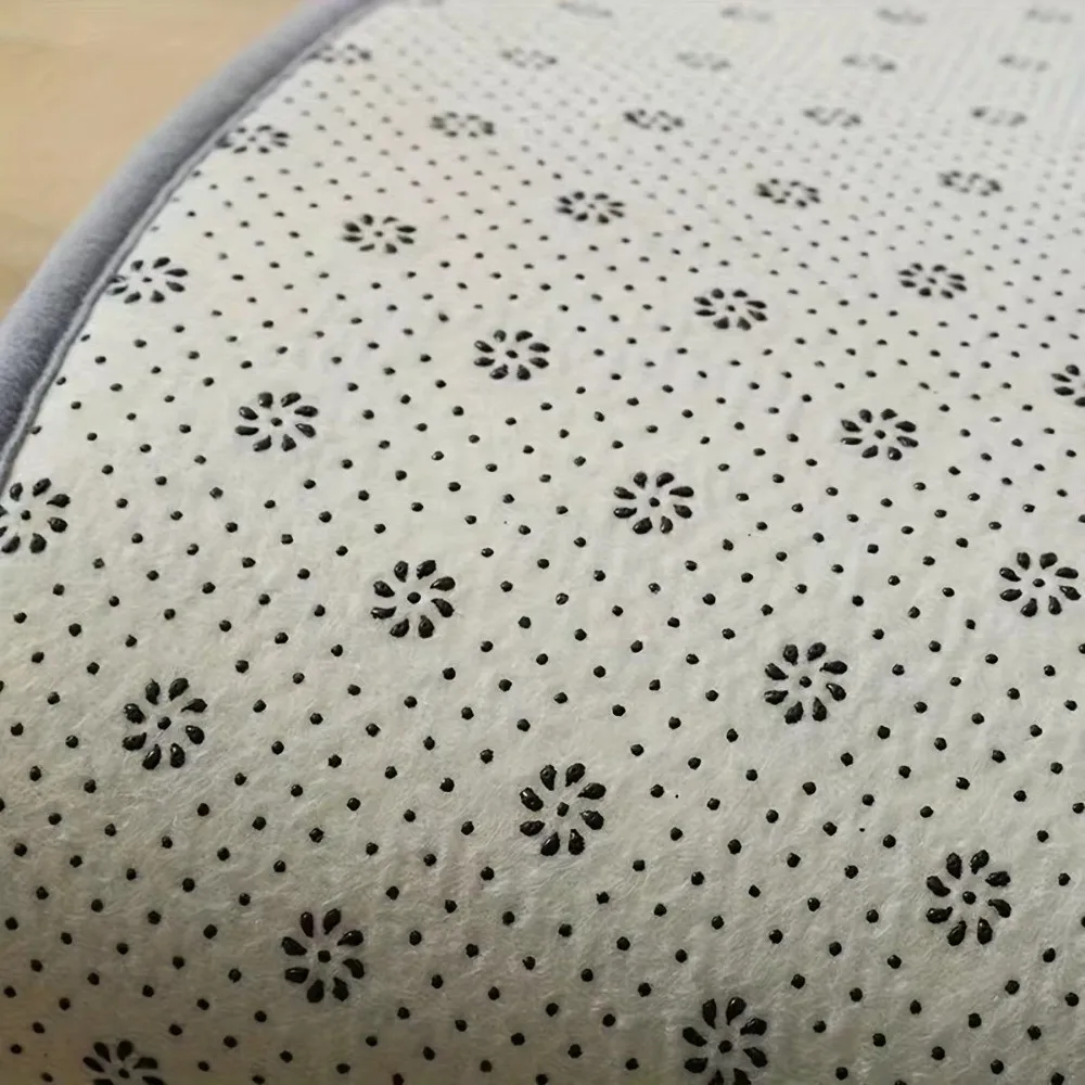 Soft Curved Anti-Slip Bath Mat Thickened Design Coral Fleece Bathroom Floor Mat Solid Color Absorbent Door Mat Bathroom Use