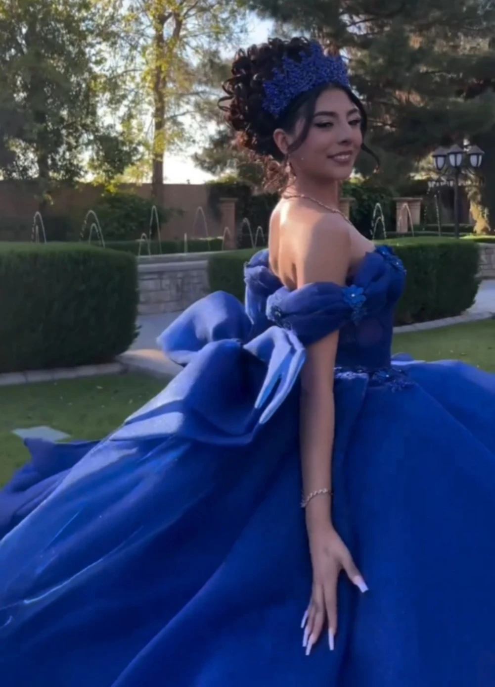 Robe de Quinceanera en tulle perlé à volants, robe Sweet 16 avec grand nœud, chérie à plusieurs niveaux, robe de soirée de Rh