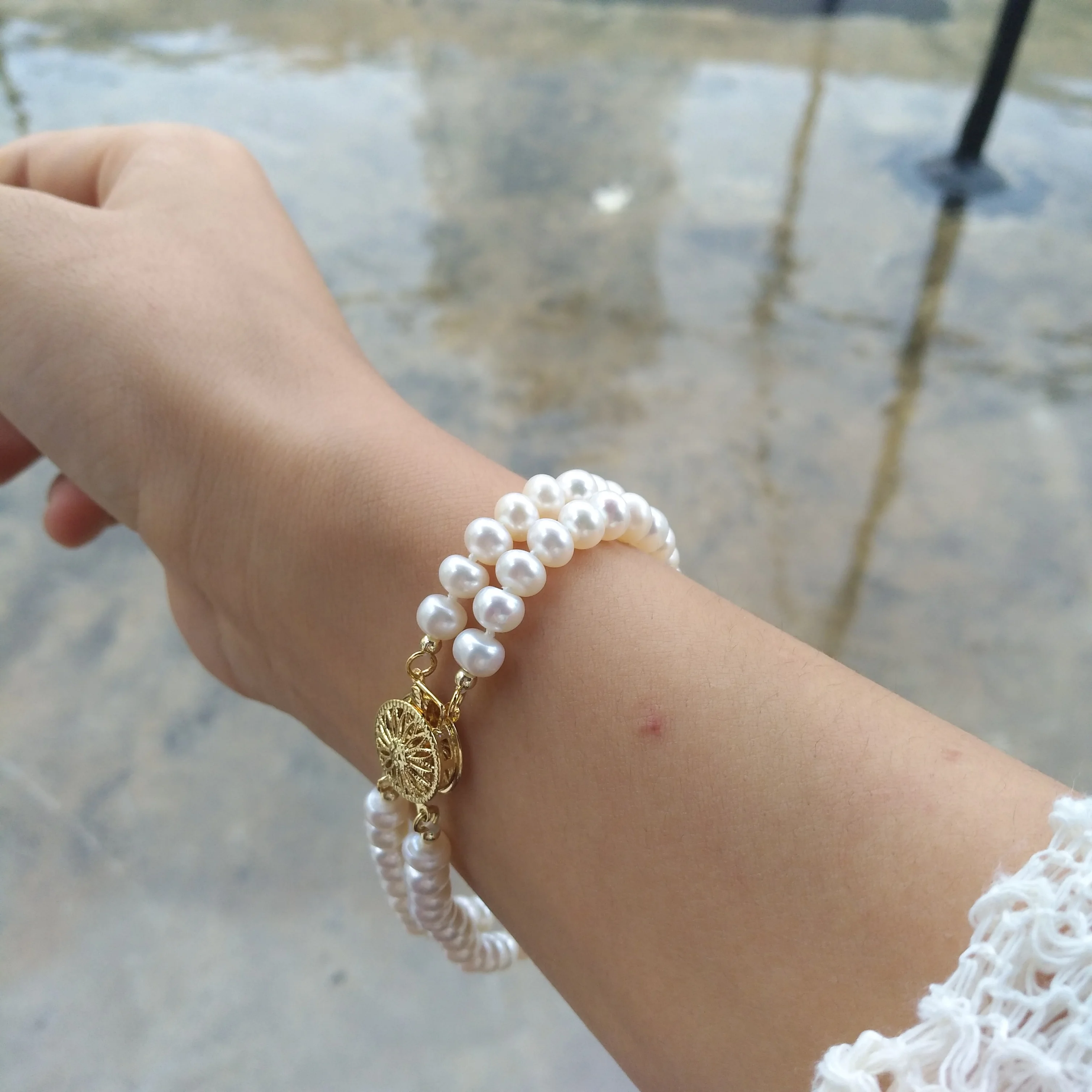 Timeless Real Natural AAA Akoya Real Natural White Pearl Bracelet 17cm  Videos and pictures are all taken in kind.