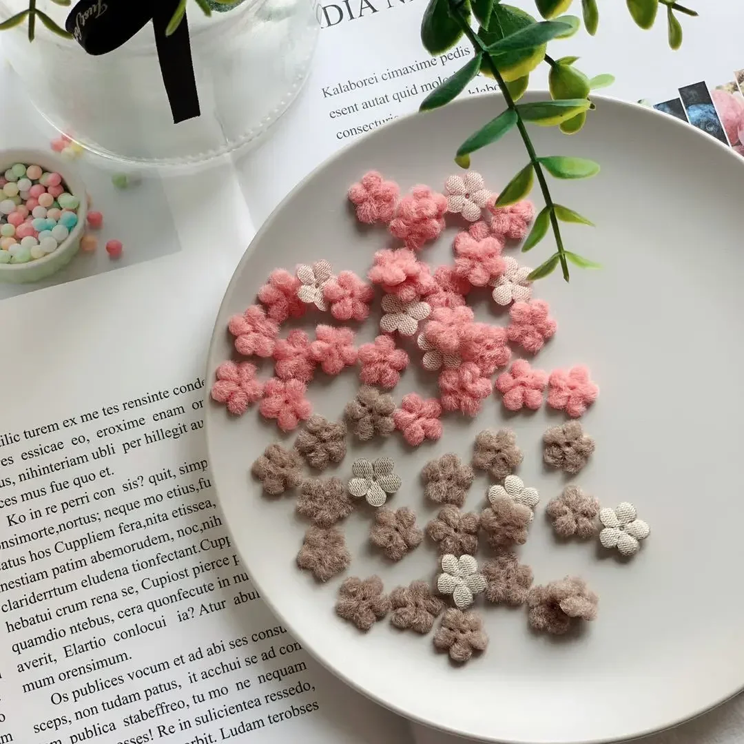 50 & 100 ピース/ロット 1.5 センチメートルマルチカラーデイジーウール造花ヘッド DIY ヘアピンジュエリー衣服アクセサリー材料装飾品