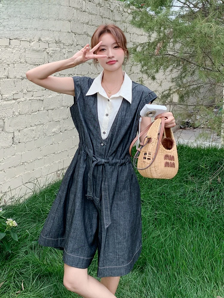 จั๊มสูทขาบานทรงหลวมสไตล์วินเทจ ผ้าบางเบา แต่งลายปะติด ดีไซน์สองชิ้นหลอกตา สำหรับผู้หญิง ฤดูร้อน รุ่นใหม่ ช่วยให้ดูอ่อนวัย