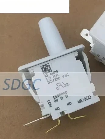 

E6900A0 button switch 10A 250V ZF