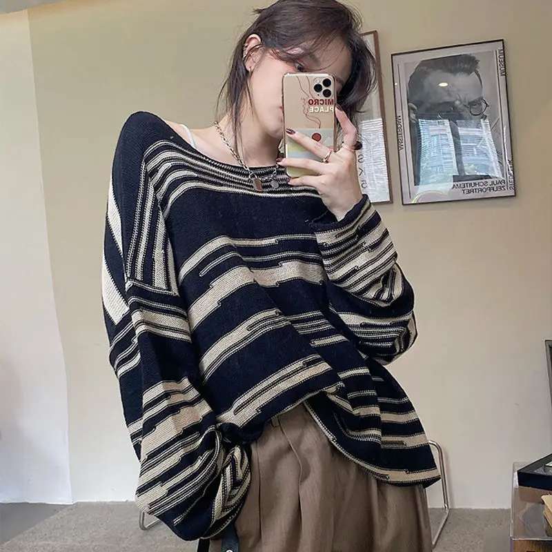 Spring Autumn New Striped Knitting Pullovers Top Long Sleeve O-Neck Loose All-match Sweaters Fashion Casual Women Clothing