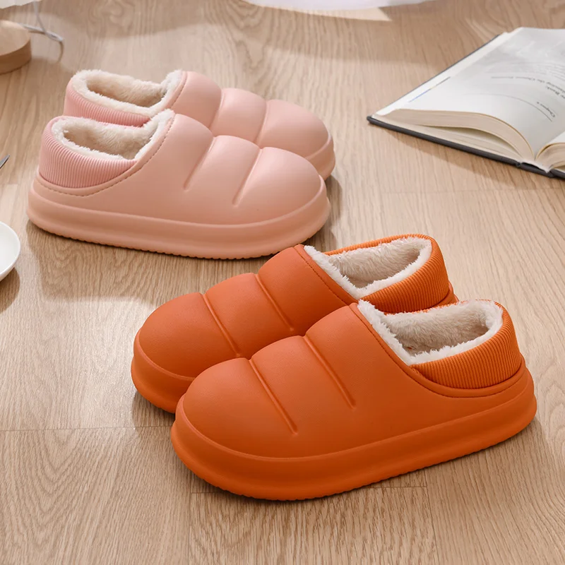 شباشب قطنية دافئة جديدة للخريف والشتاء خفيفة الوزن مقاومة للماء على طراز الخبز للنساء