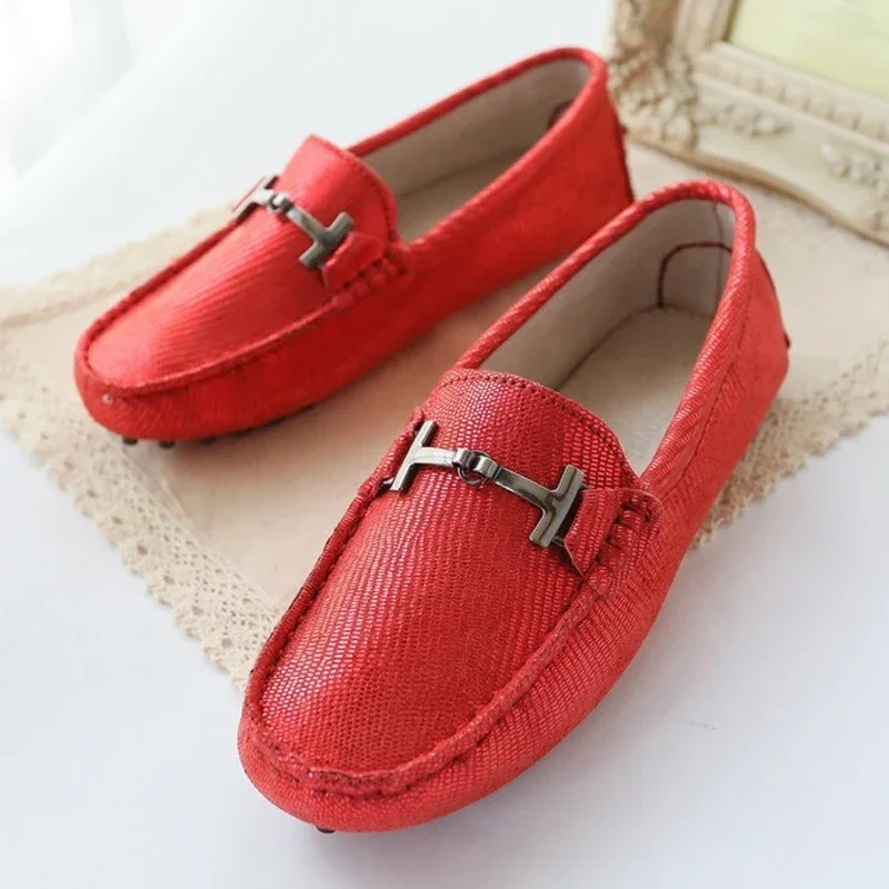 Fashion Women\'s Flat Shoes Breathable Soft Moccasins Genuine Leather Shoes Flats Casual Loafers slip on Lady Driving Shoes