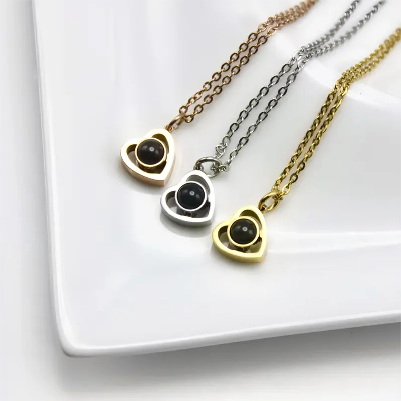 DHQH Customized Photo Heart-Shaped Projection Necklace Personalized Picture Heart-Shaped Projection Pendant Jewelry Necklace