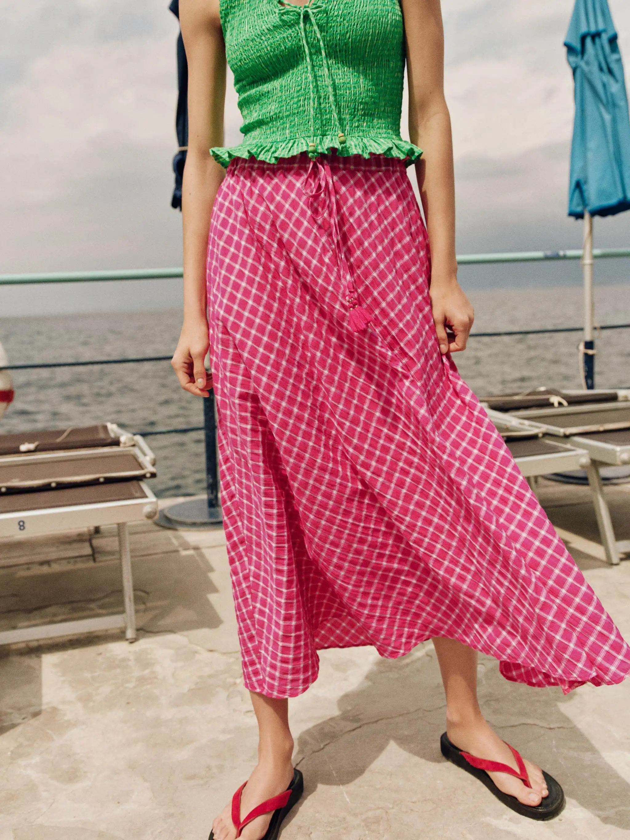 Summer New Arrival Women's Midi Skirt A-Line Plaid Holiday Style Elastic Waist  Dress for 18-25 Years Old Women