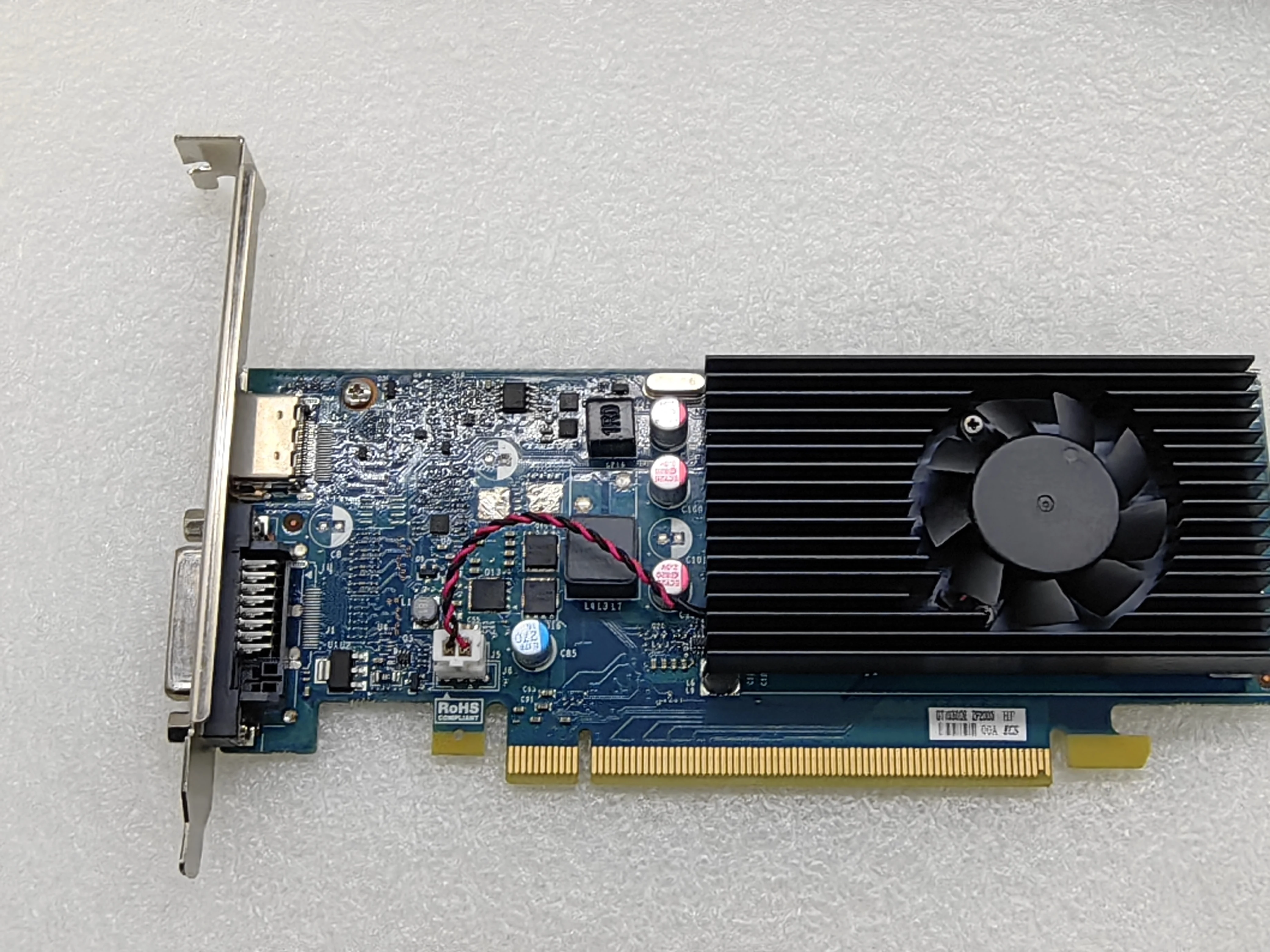 بطاقة رسومات DELL NVIDIA GeForce GT1030 GT 1030 D5 2G GT 1030 08CCF1 بطاقة فيديو 1520MHZ 1228 MHZ 2GB 14NM مستعملة #5