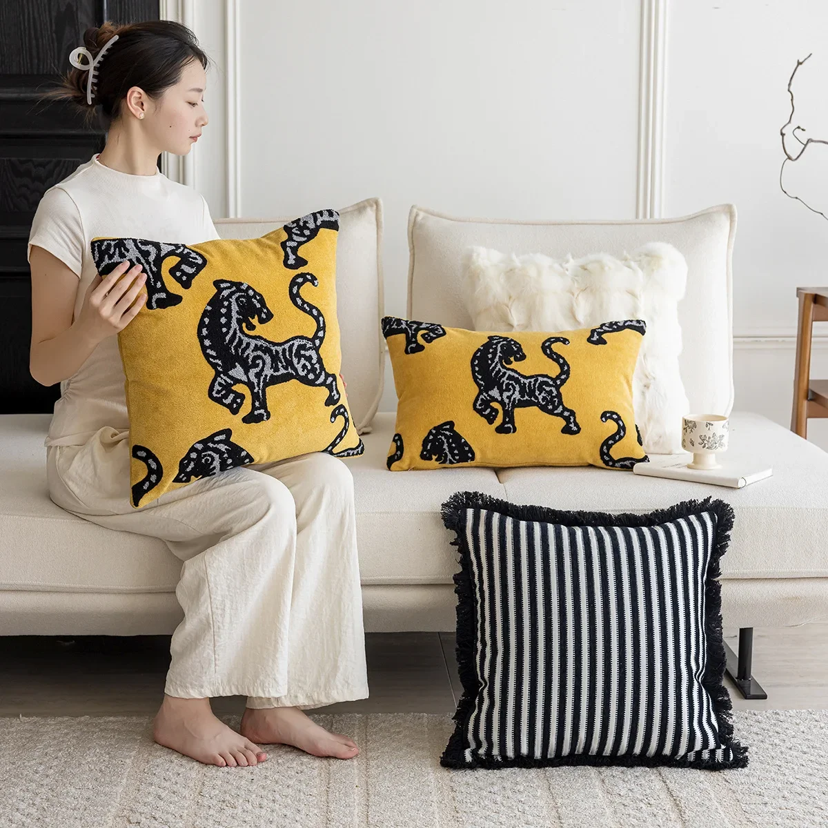 30X50/45X45CM Tiger Embroidery Throw Pillow Cover Light Luxury Stamping Waist Cushion Cover Decor Home Decorative Pillowcase