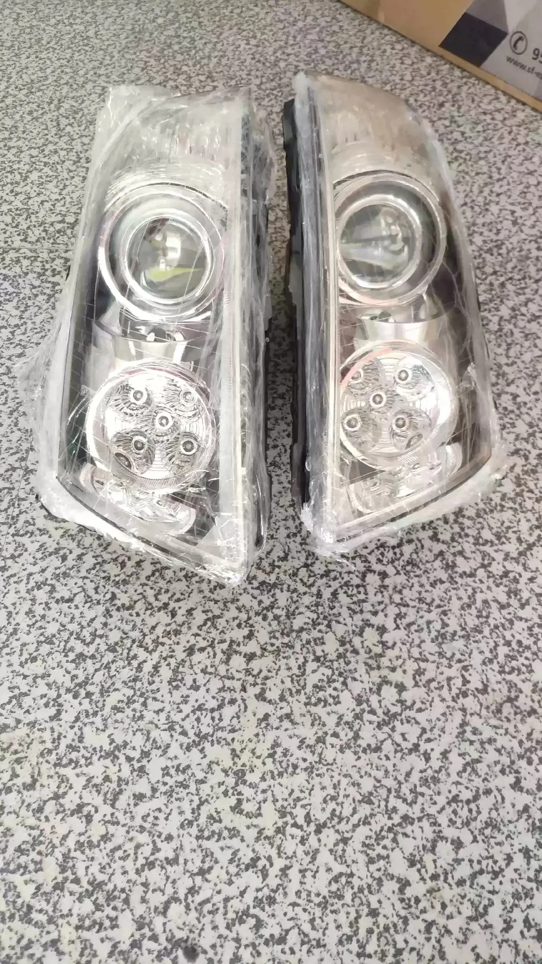 Car Headlamp Headlight For Audi A8 D3 DRL Daytime Running Light Turn Signal