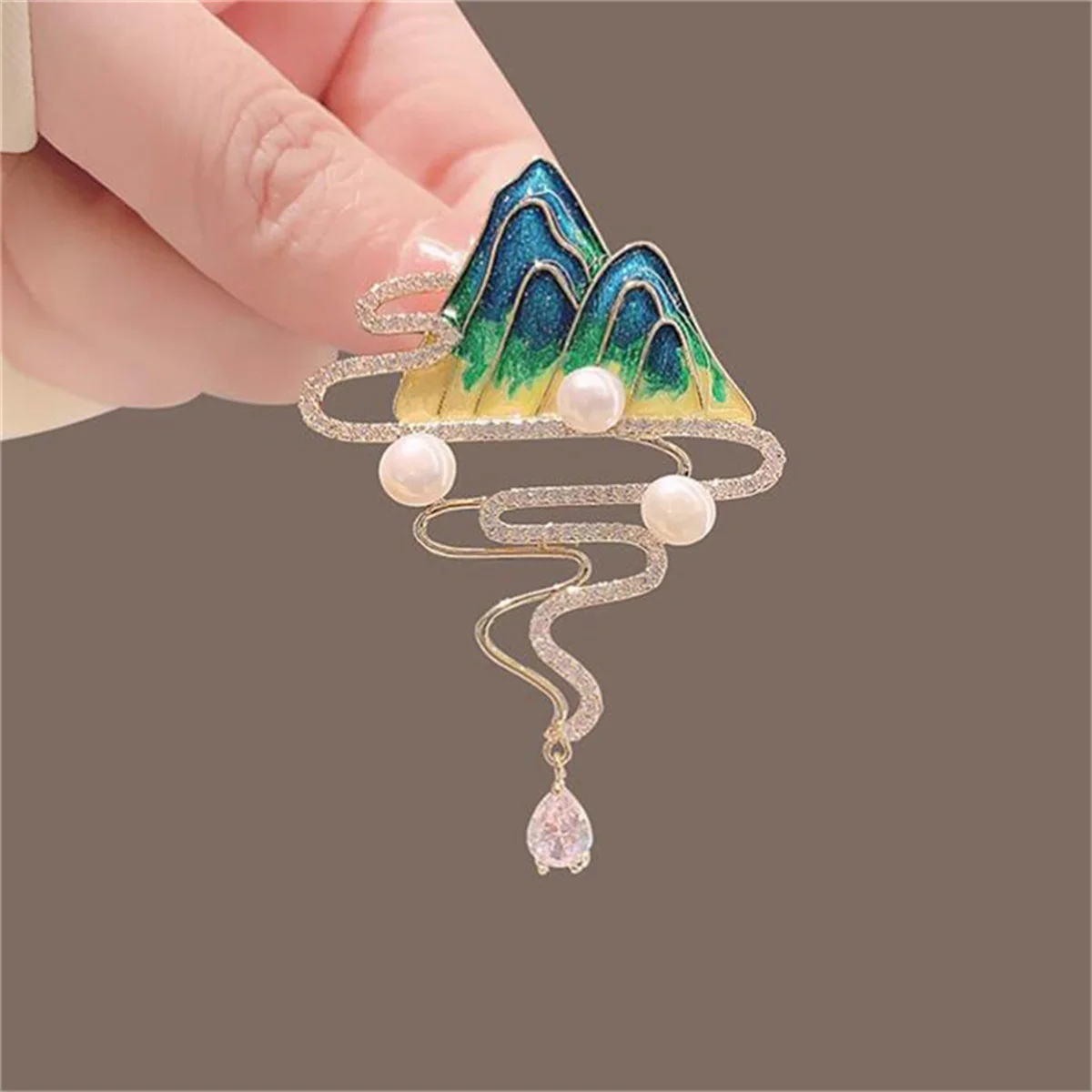 Rinhoo Vintage Chinese Style Mountain River Brooch For Women Elegant Outdoors Mountain Enamel Pins Backpack Badge Travel Jewelry