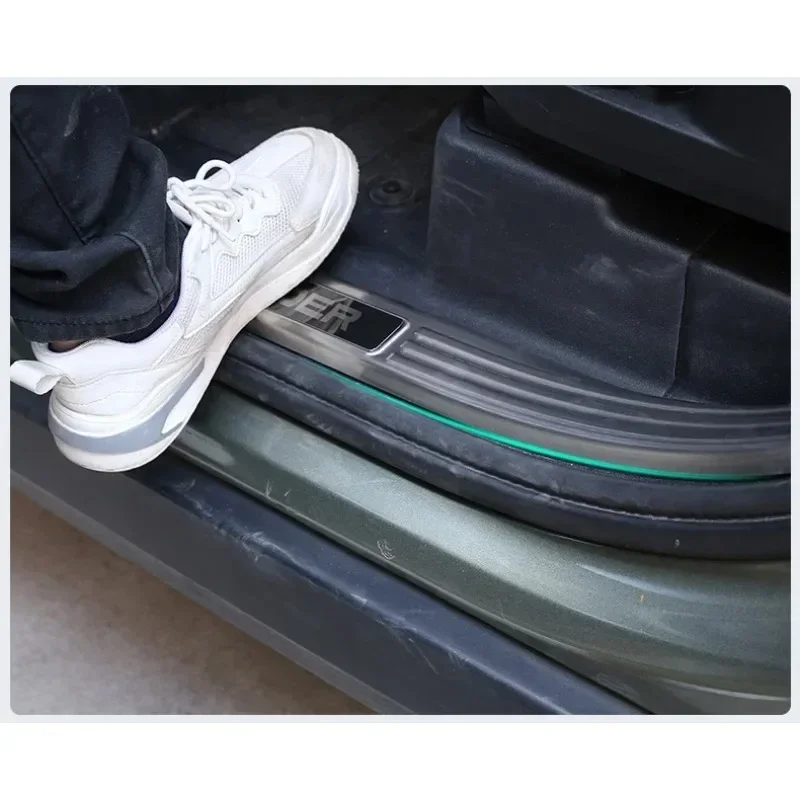 

Car Accessories For Land Rover Defender 90 110 2020-2025 Stainless Steel Silver Car Door Sill Protect Plate Trim Interior