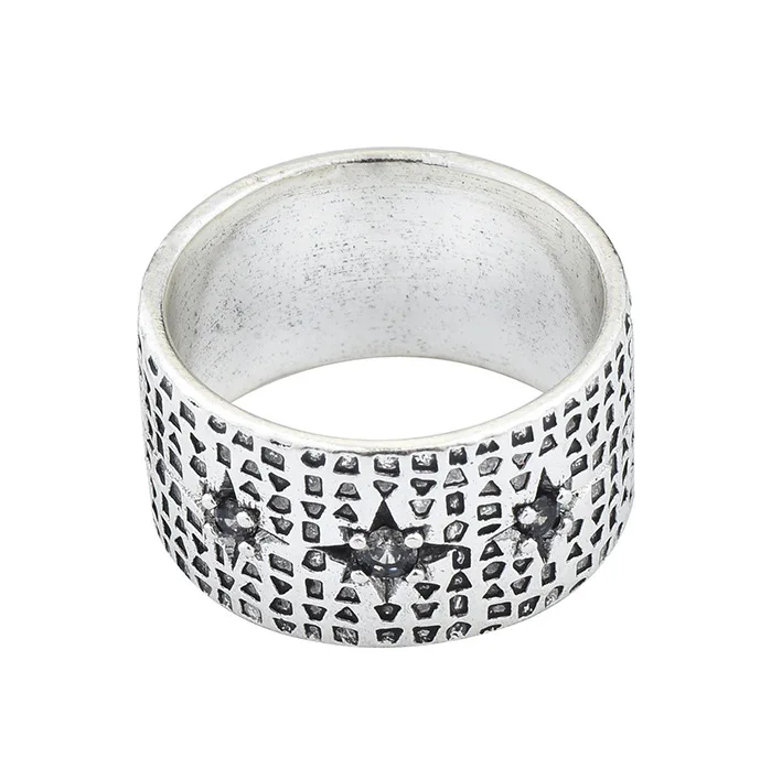 새로운 금속 재봉 쏘리개 손가락 보호대, 바늘과 실 손가락 보호 링, 손으로 꿰맨 망치 질감 지르콘 반지