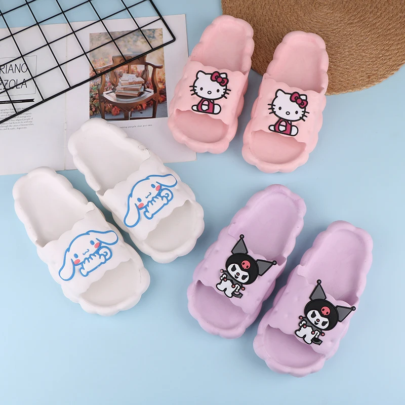 

Anime Sanrio Hello Kitty Slippers Kuromi Women Indoor Slippers Comzy Anti-Slip House Flat Slipper Couples Slides Spring Summer