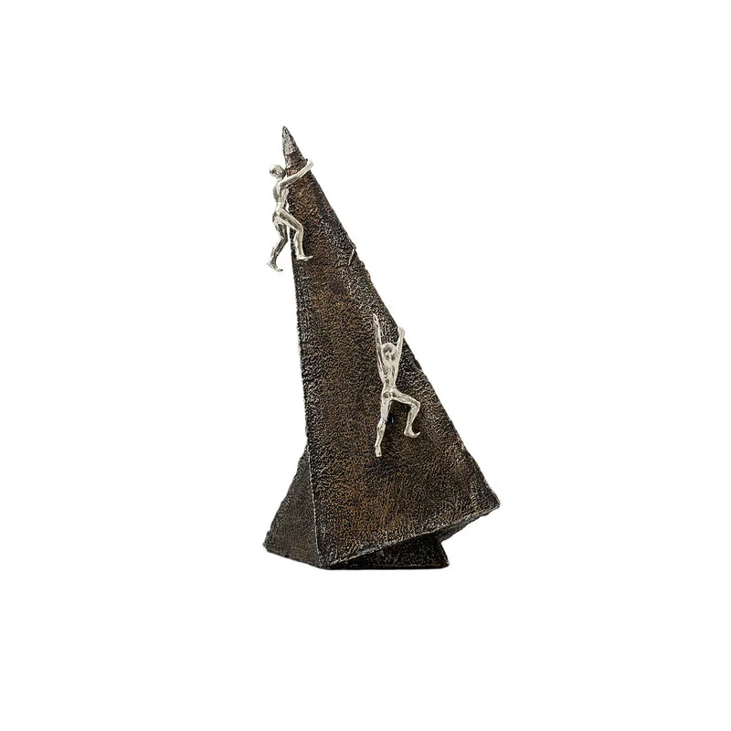 Nordic Resin Character Statue Ornaments Living Room Office Entrance Wine Cabinet Desktop Character Display Crafts Birthday Gifts
