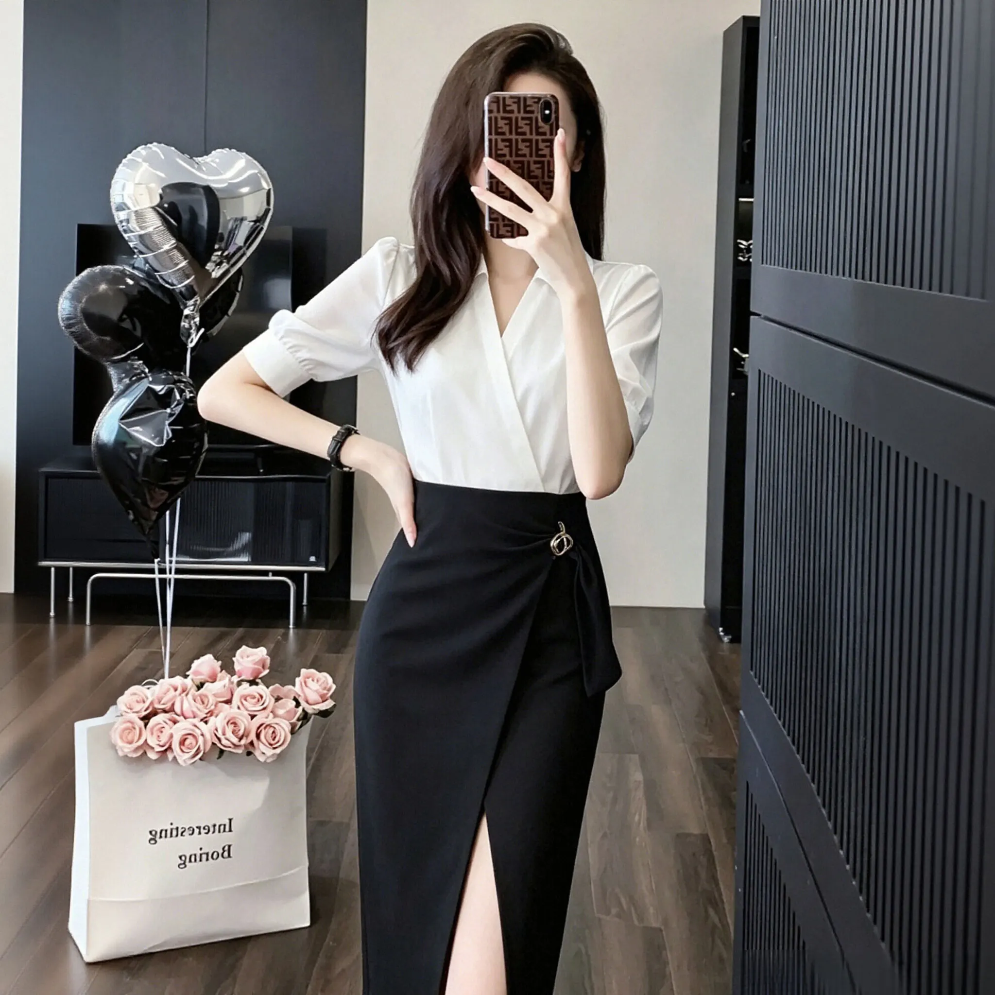 

Summer 2026 Commute High Waist Slimming Design Sense Dress Elegant Style Two-Piece Set V-Neckline Midi Dress for Women