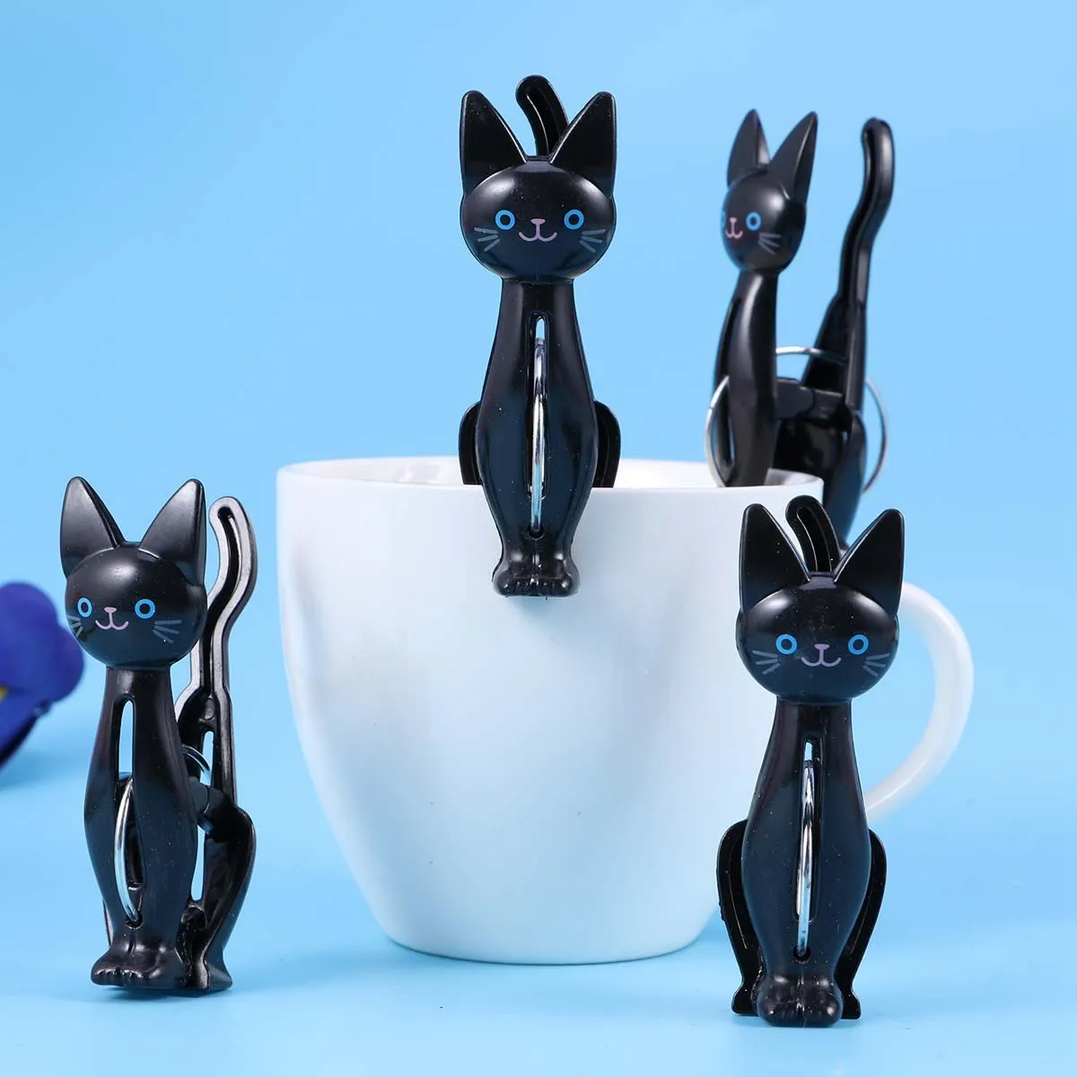 

4Pcs Reusable Plastic Sealing Clips Cartoon Design Food Storage Clips for Milk Powder Salt Oatmeal Chips Non Stick Ergonomic