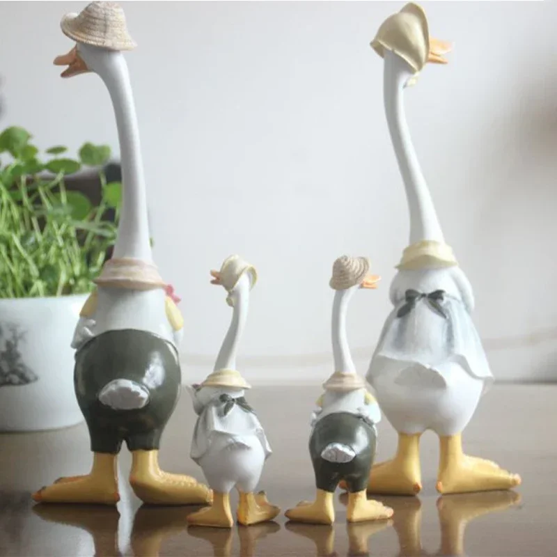 Garden Statue Resin Duck Craft Figurines Duck Family Member Courtyard Ornaments Artwork Animal Sculptures Modern Home Decor