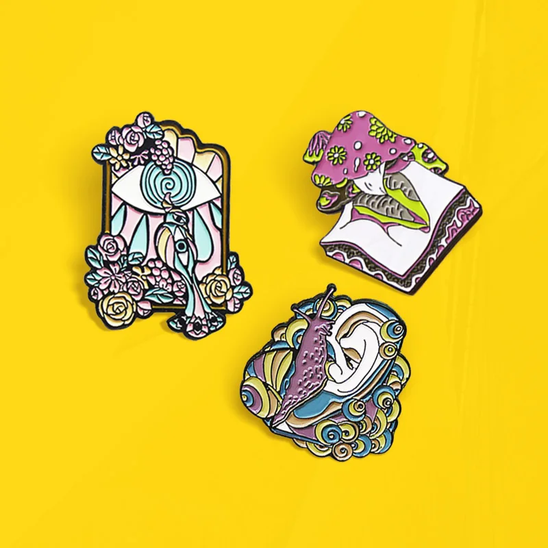 Snail Toxic Mushroom Twist Rose Mirror Pines For Women Lapel Badg Pin Spille Fashion Lips Eye Ear Twist Space Enamel Brooch