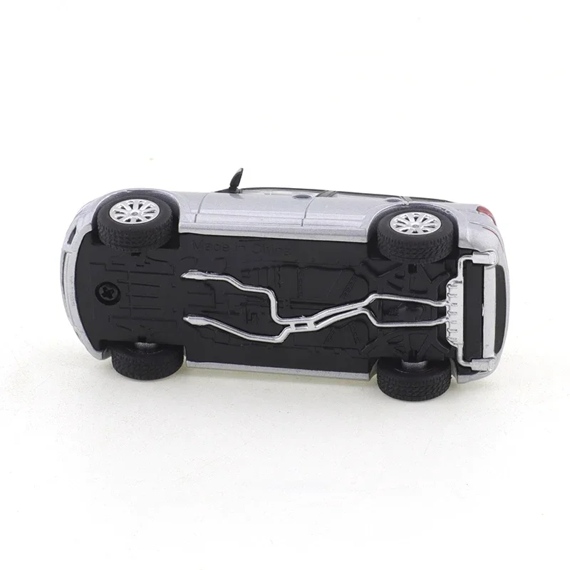 SHADOW/DCT 1/64 Volkswagen Touareg R50 Auto Legering Speelgoed Motorvoertuig Diecast Metaal Model Kinderen Kerstcadeau Speelgoed voor Jongens