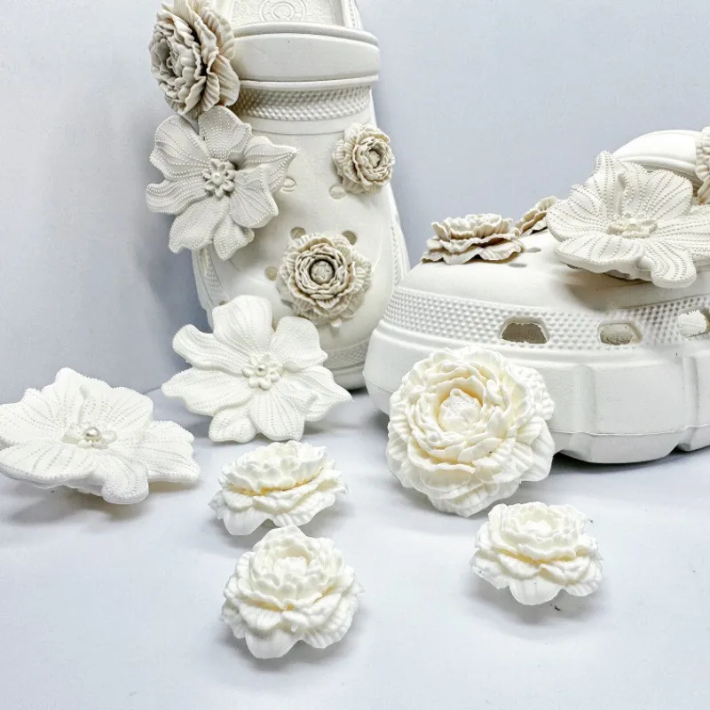Fashion Flower Bouquet Shoe Charms for Clogs Accessories DIY Slide Sandals Garden Shoe Decorations Shoe Buckles Gifts