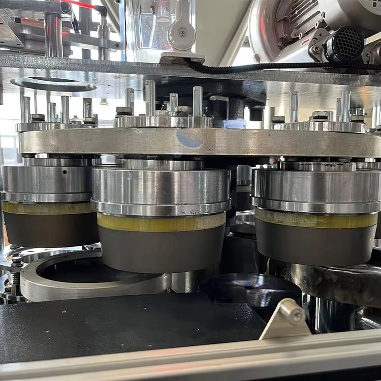 Take Away Food Container Making Machine Salad Square Meal Box Dessert Light Food Paper Bowl Paper Tray Plate Forming Machine